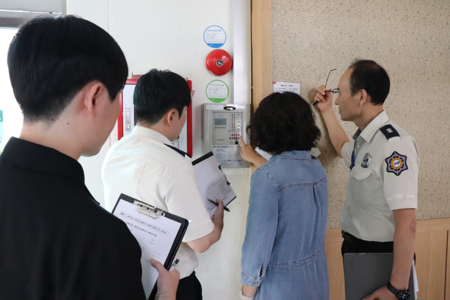 “학생 안전 최우선…당진소방서, 교육시설 소방시설 합동점검”.JPG