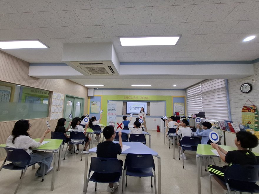 6.미디어 문해력(리터러시) 교육 진행 모습 (1).jpg