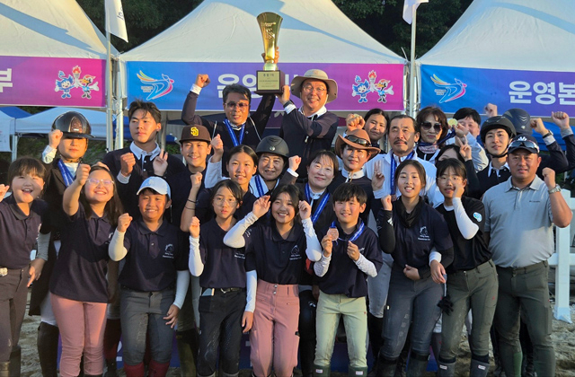 8일(홍성 승마, 도민체전 종합우승 ‘금빛 질주’).jpg