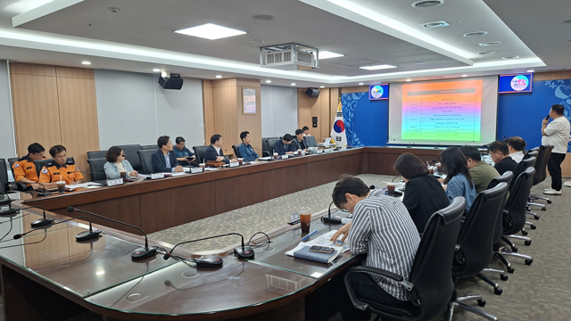 2.제10회_예산장터_삼국축제_안전정책실무조정위원회_회의_모습_(1).jpg