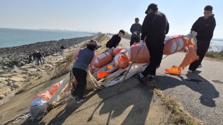 당진환경운동연합, 석문방조제에서 해변정화활동 진행