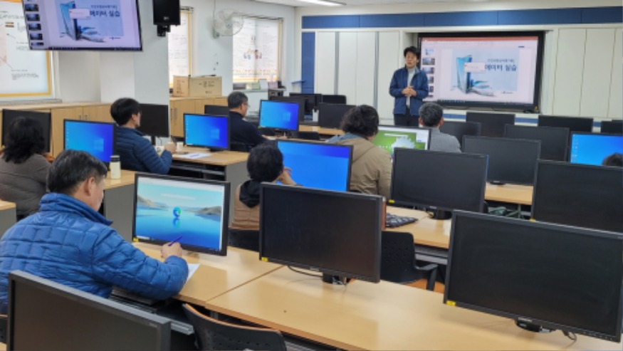 서천군, 지속가능한 마을기록 활동 여건 조성 박차!(영상편집 실습).jpg