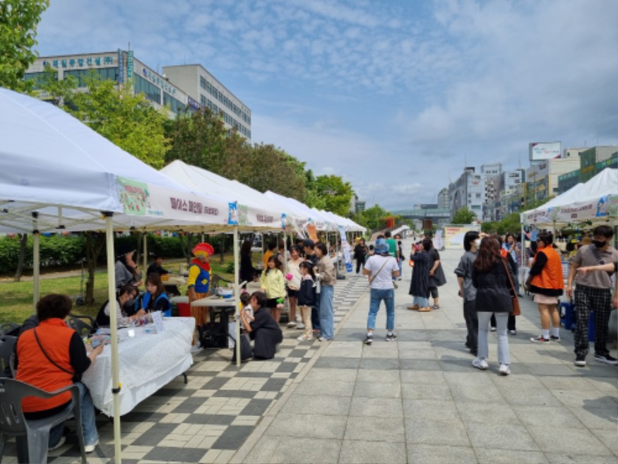 1.‘소비에 가치를 더하다’… 안산시, 으쓱(ESG)마켓 개최.jpg