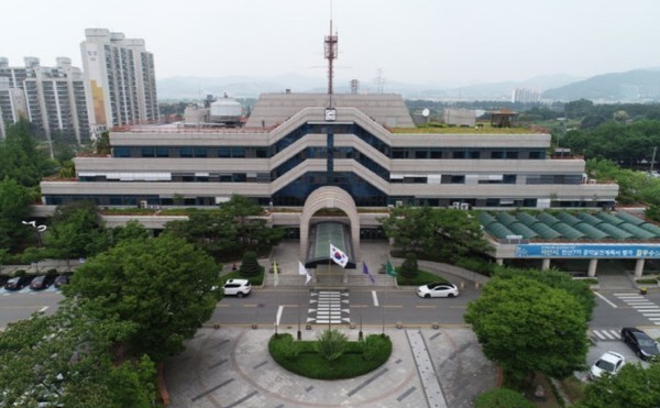 아산시청 전경.jpg