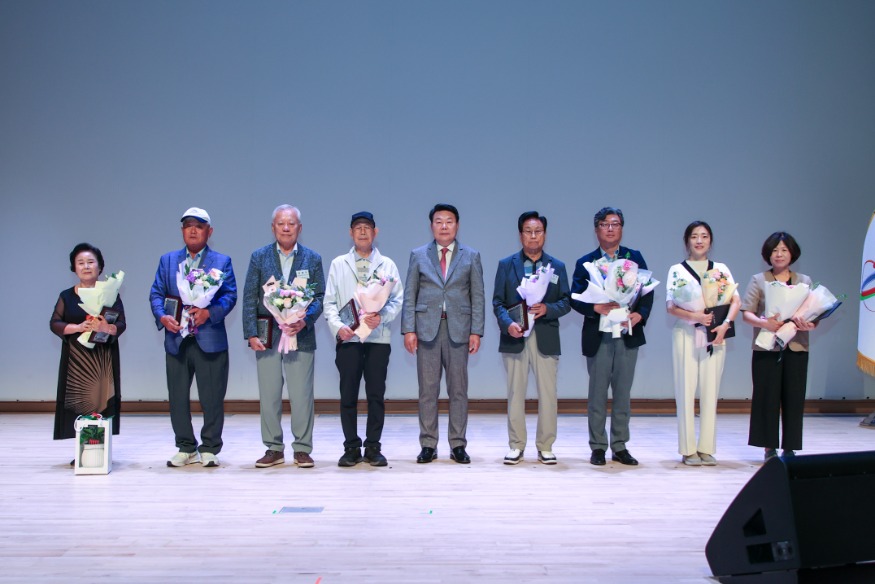 (사진5) 헌혈 유공자(2).jpg