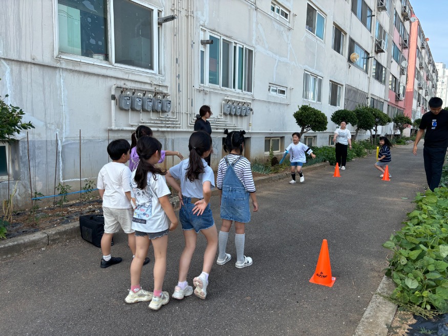 (사진3) 건강한 돌봄 놀이터 운영(1) .jpeg