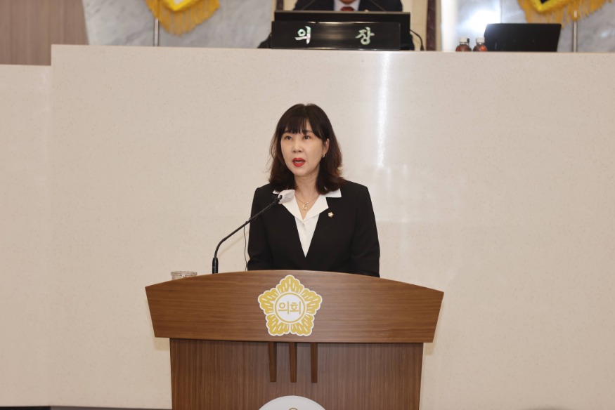 전선아의원님 5분자유발언 사진.jpg