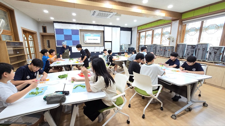 6.오가초 식생활 교육(실습교육).jpg