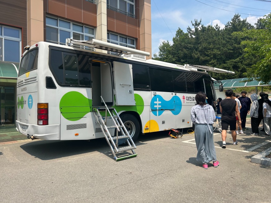 5. 6월 27일 부석고등학교에서 진행된 결핵 이동검진.jpeg