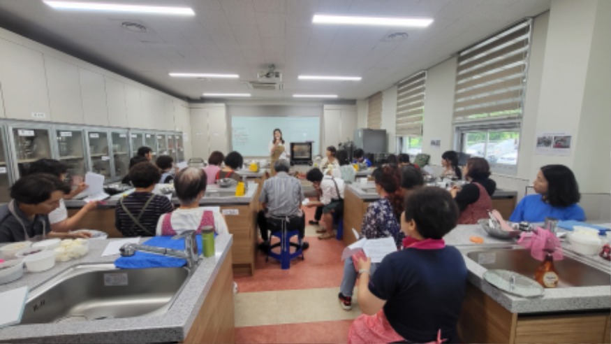 4.자격증 취득과정 개강식 모습.jpg