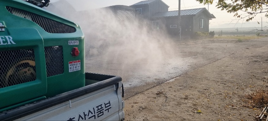 (사진2) 럼피스킨 방역(1).jpg