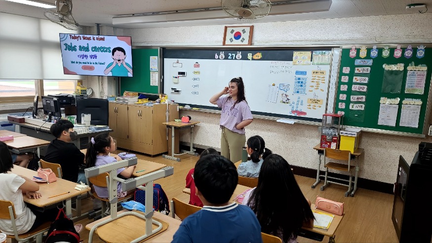 2 평택시국제교류재단 2024년도 상반기 드림교육 진행.jpg