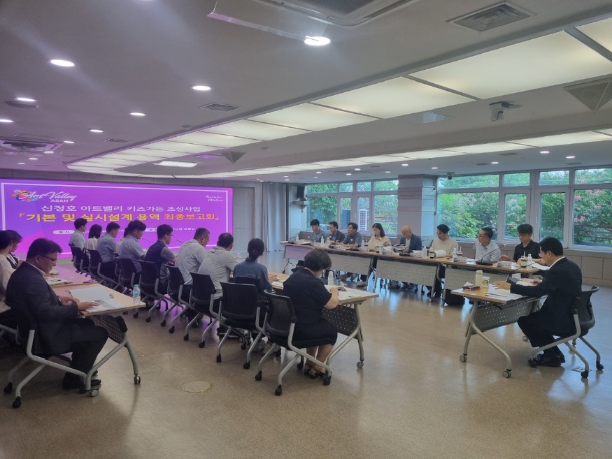 4. 박경귀 아산시장 “중부권 최고의 키즈가든 조성하겠다” (2).JPG