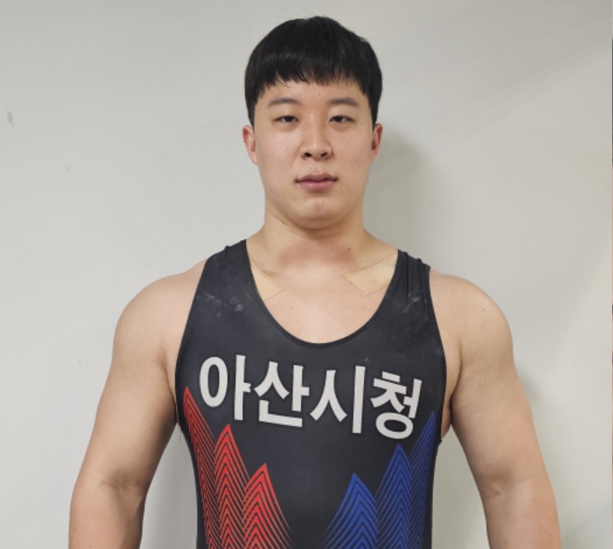 8. 아산시청 역도팀 장연학 선수 2024 파리 올림픽 출전!.jpg