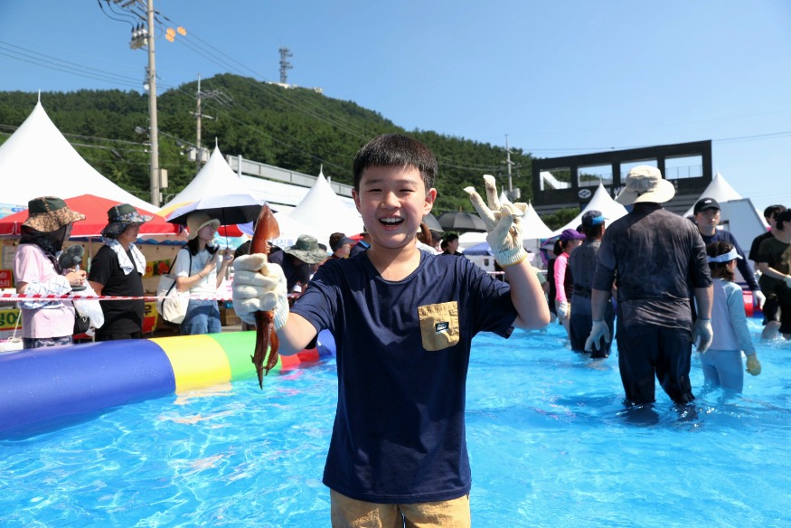 4. 신진도 오징어&수산물 축제 성료 2.JPG