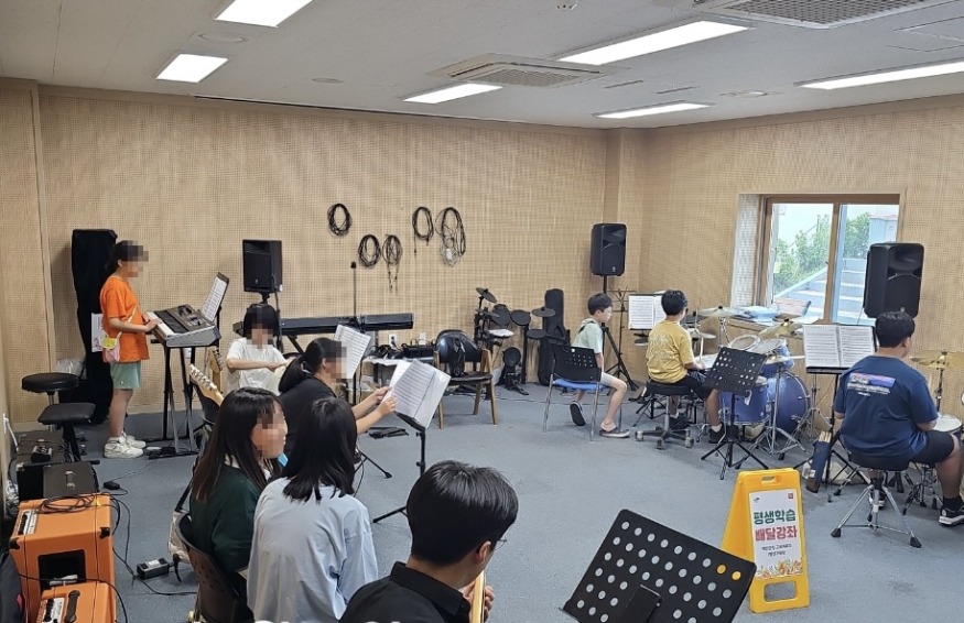 4.배달강좌 운영 모습(밴드).jpg