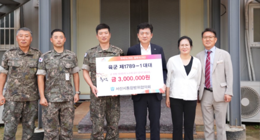 2. 홍순광 부시장이 추석을 맞아 11일 지역 군부대를 위문했다.(육군 제1789부대 1대대).jpg