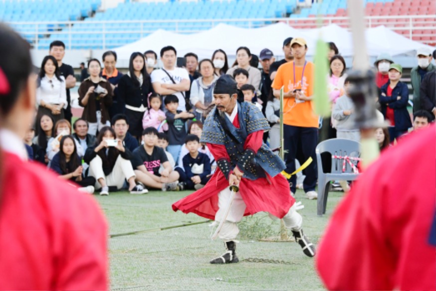 2.김홍도와 함께한 가을… 안산시, 김홍도문화제 5일간의 대장정 마쳐(3).jpg