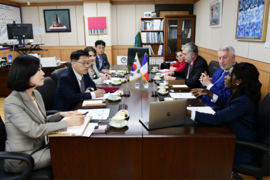 1.안산시, 유럽권 교류 물꼬… 佛 파리 동부행정구역 대표단 영접(2).jpg