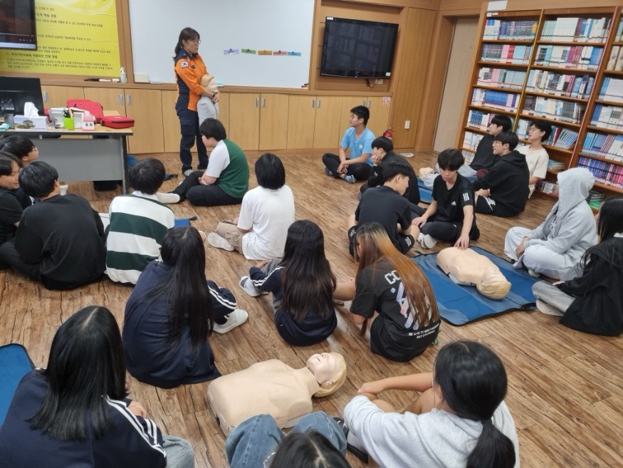 관련사진1(심폐소생술).jpg