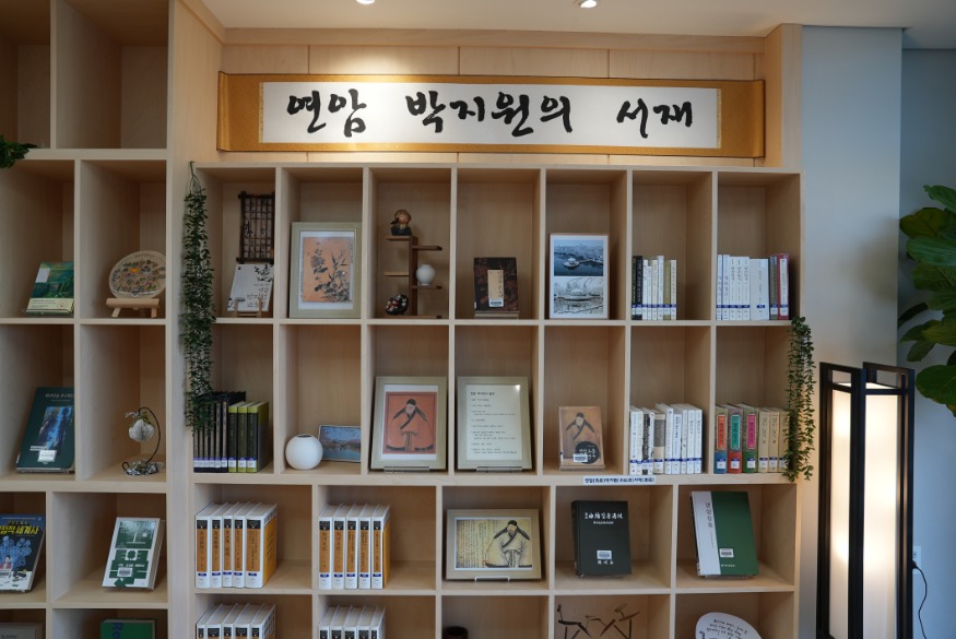 (사진3) 연암 박지원의 서재(1).JPG
