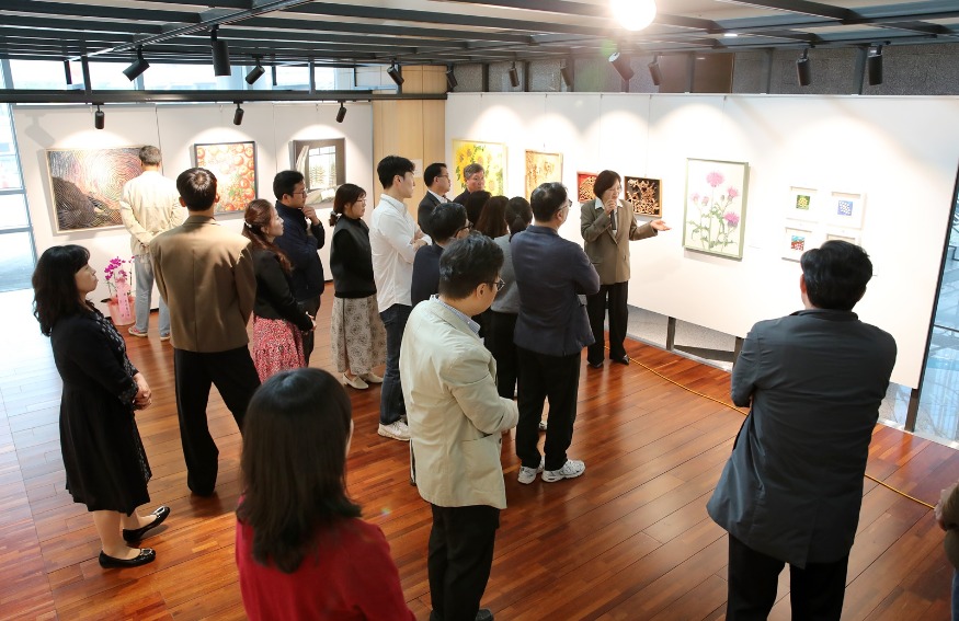 241021_다움아트홀 작가와의 만남(아라메조형예술협회) (2).JPG