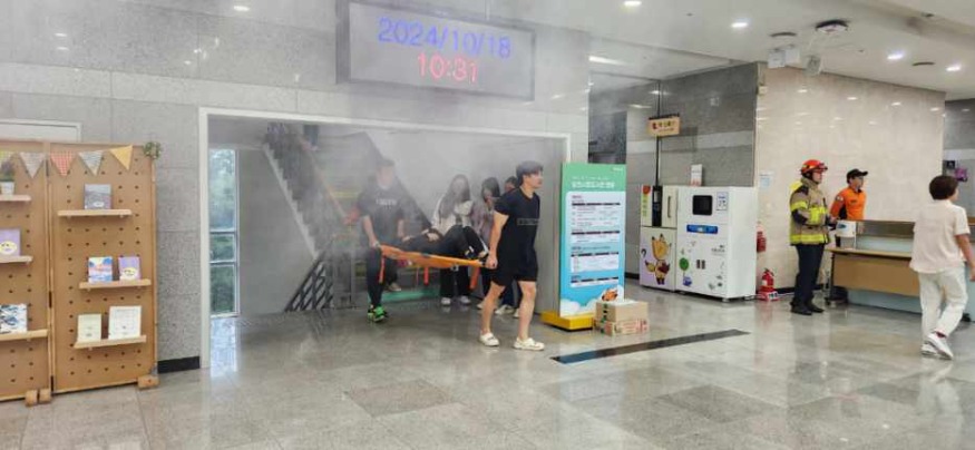 관련사진1(무각본훈련).jpg