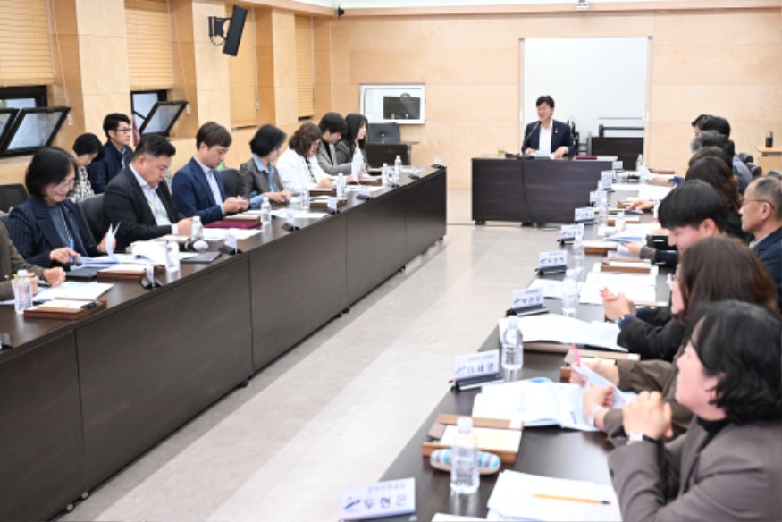 2.안산시, 맞춤형 인구정책을 위한 발걸음… 용역 최종 보고회 개최(2).jpg