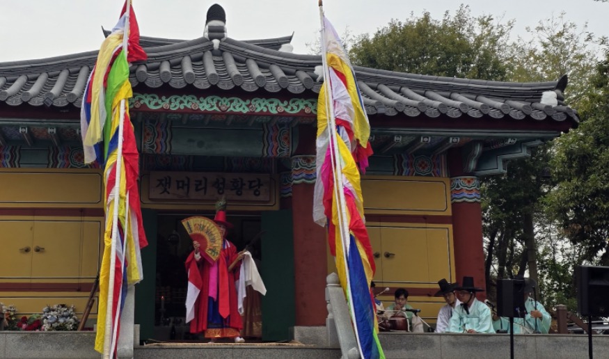 5.안산시, 잿머리성황제 개최… 시민 안녕·화합 위한 전통의 숨결(2).jpg