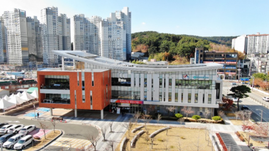 5. 서산시 보건소 전경.JPG