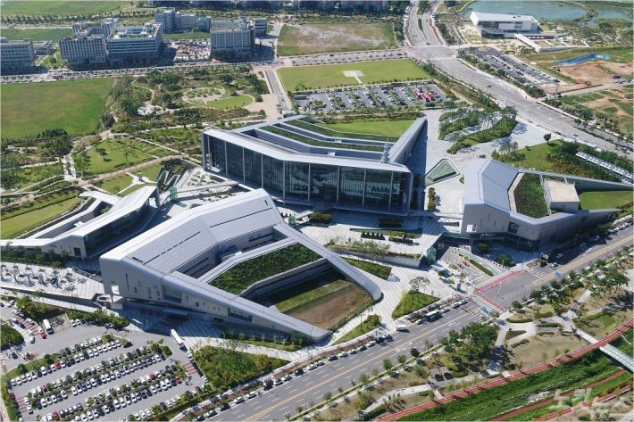 충남도청 전경.jpg