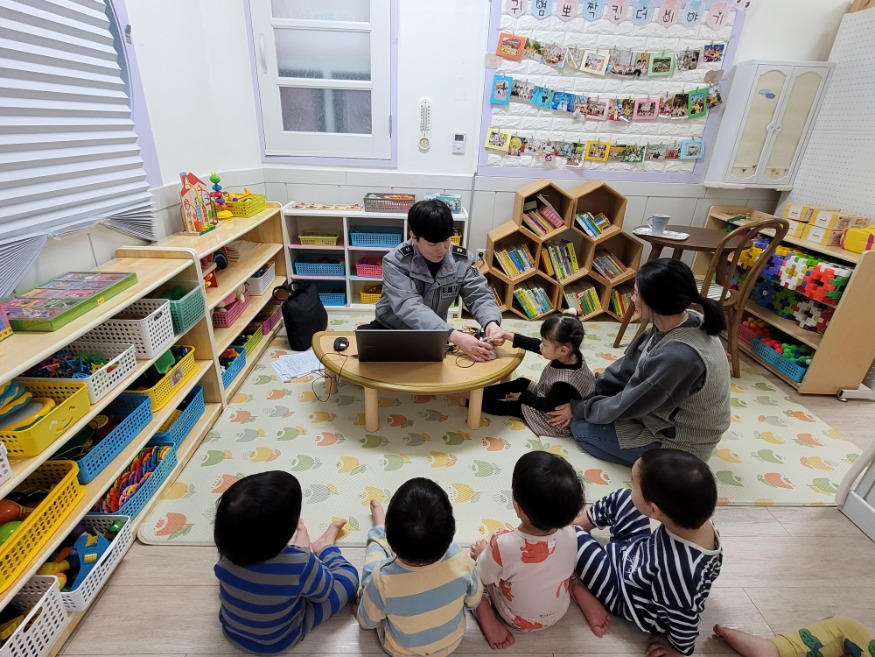 250307 서산경찰서, 찾아가는 실종예방 지문사전등록 활동 실시.jpg