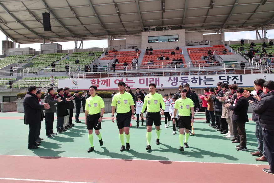 (사진4)당진시민축구단 홈 경기1.jpg