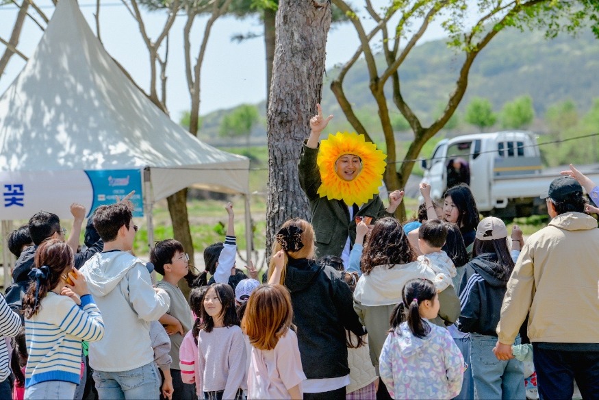 윤봉길평화축제 이모저모7.jpg