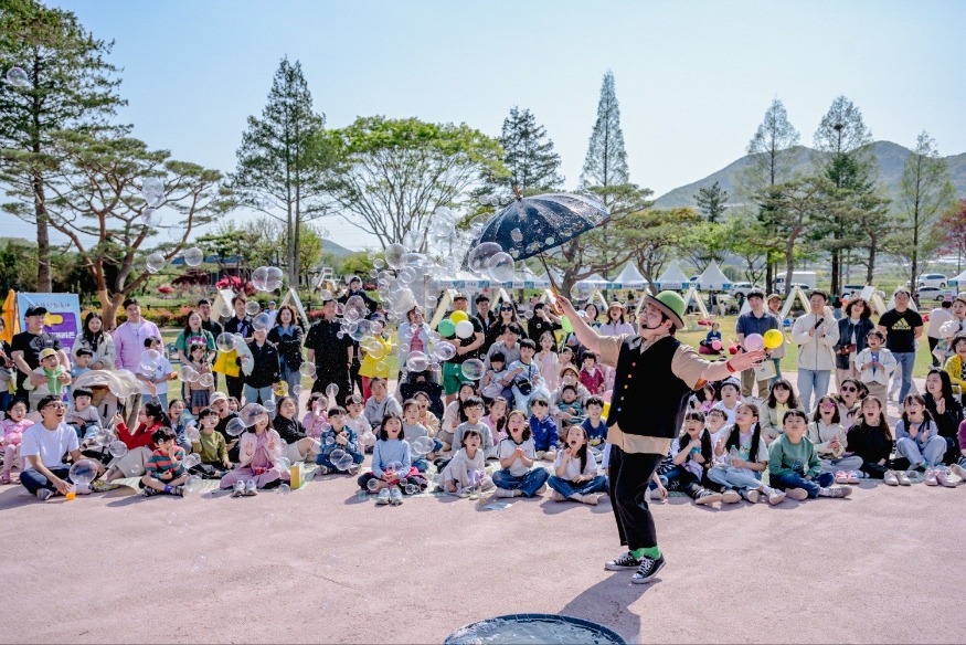 윤봉길평화축제 이모저모3.jpg