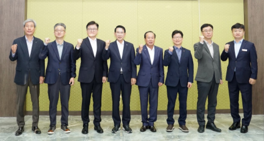 1. 14일 오전 7시 베니키아호텔에서 열린 대산석유화학단지 대표4사 조찬 간담회.JPG